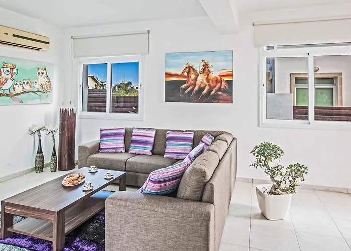 Mesogeios Me25 Vilă *