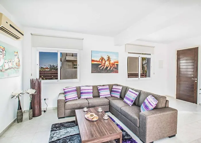 Mesogeios Me25 * Protaras